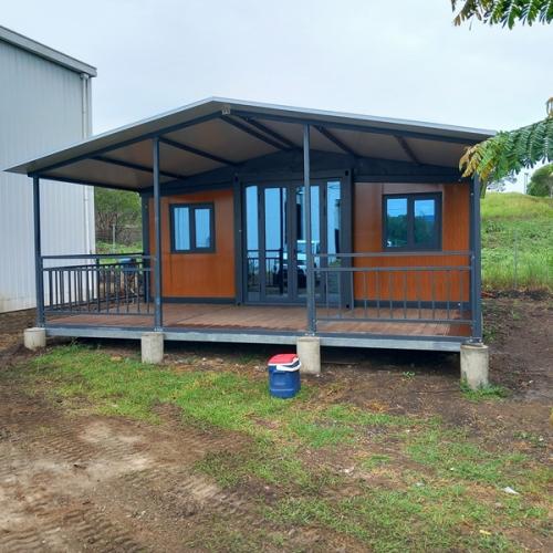 Extended double-wing room, Foldable house